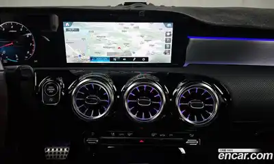 Mercedes-Benz CLA-Class 2022 2.0 Автомат в Москве № 161132, миниатюра 6