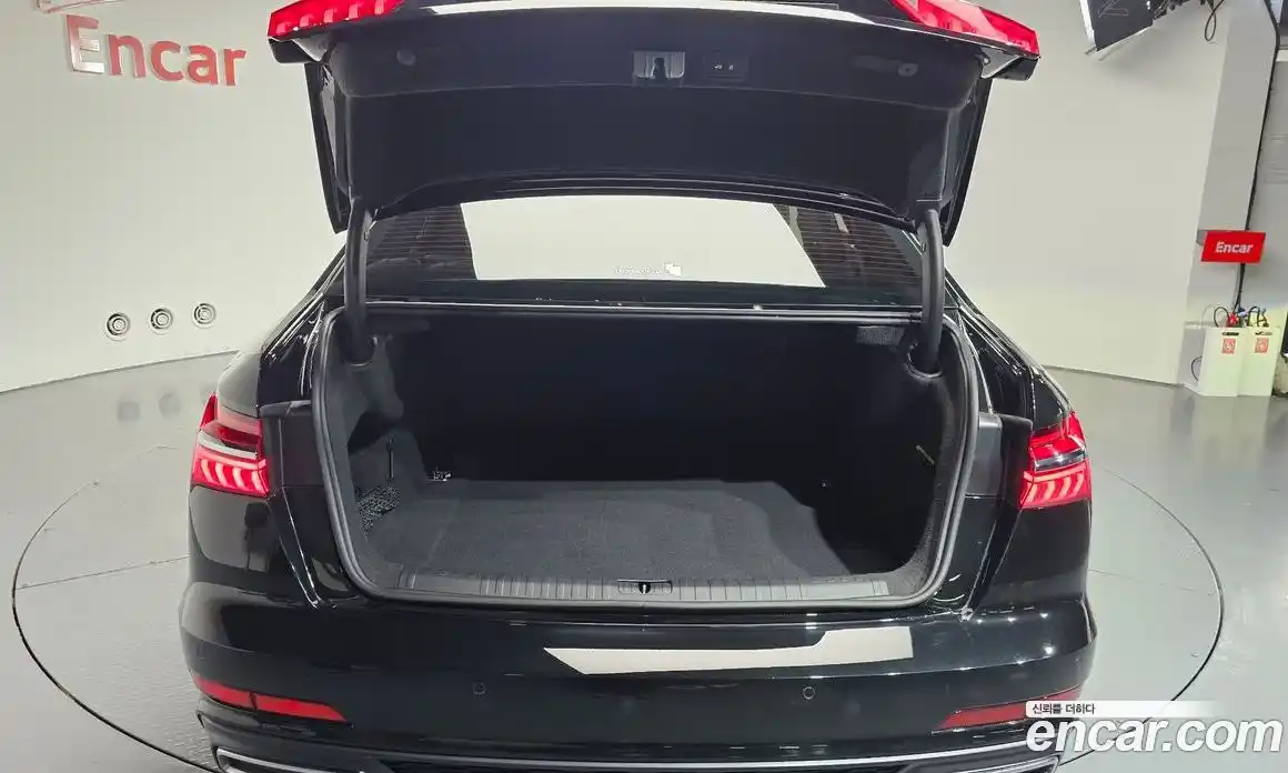 Audi A6 2021 2.0 Автомат в Москве № 162341, фото 19