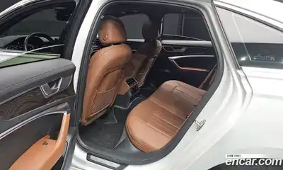 Audi A6 2020 2.0 Автомат в Москве № 163358, миниатюра 2