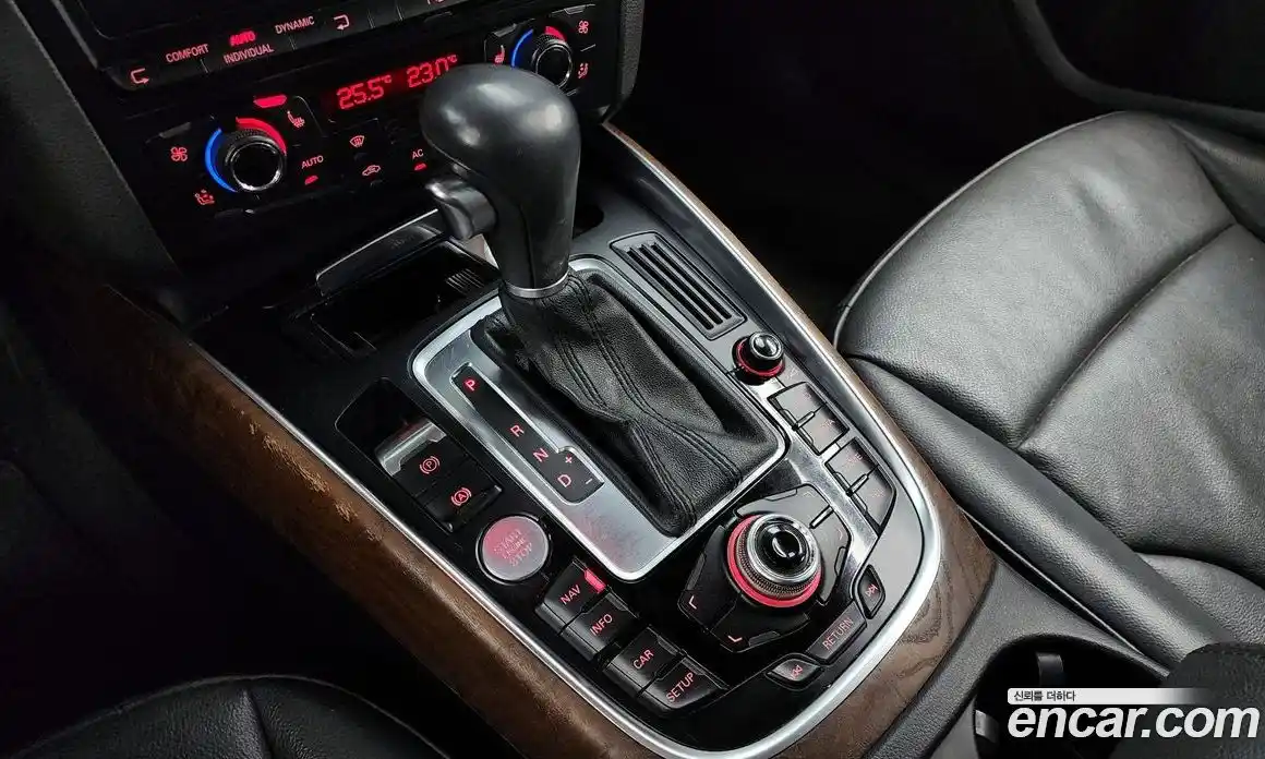 Audi Q5 2012 3.0 Автомат в Москве № 163856, фото 16