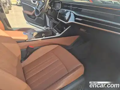 Audi A6 2023 2.0 Автомат в Москве № 163991, миниатюра 11