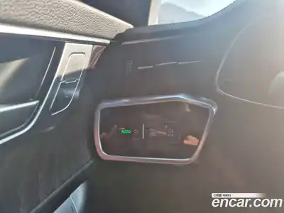 Audi A6 2023 2.0 Автомат в Москве № 163991, миниатюра 12