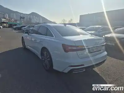 Audi A6 2023 2.0 Автомат в Москве № 163991, миниатюра 3