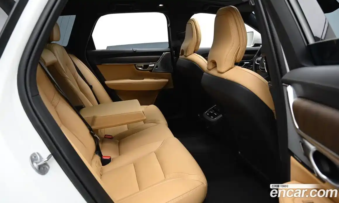 Volvo V90 2024 2.0 Автомат в Москве № 164172, фото 12