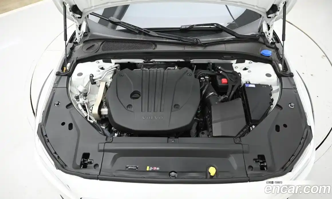 Volvo V90 2024 2.0 Автомат в Москве № 164172, фото 6