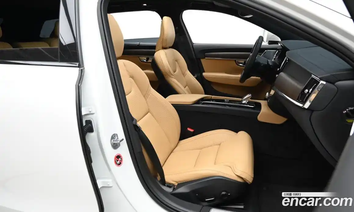 Volvo V90 2024 2.0 Автомат в Москве № 164172, фото 10