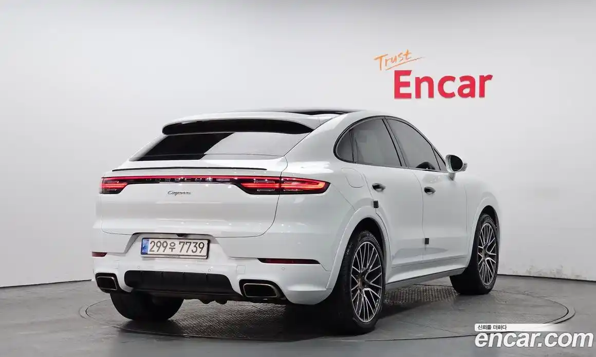 Porsche Cayenne 2021 3.0 Автомат в Москве № 165441, фото 3