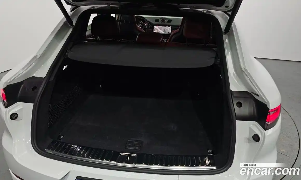 Porsche Cayenne 2021 3.0 Автомат в Москве № 165441, фото 8