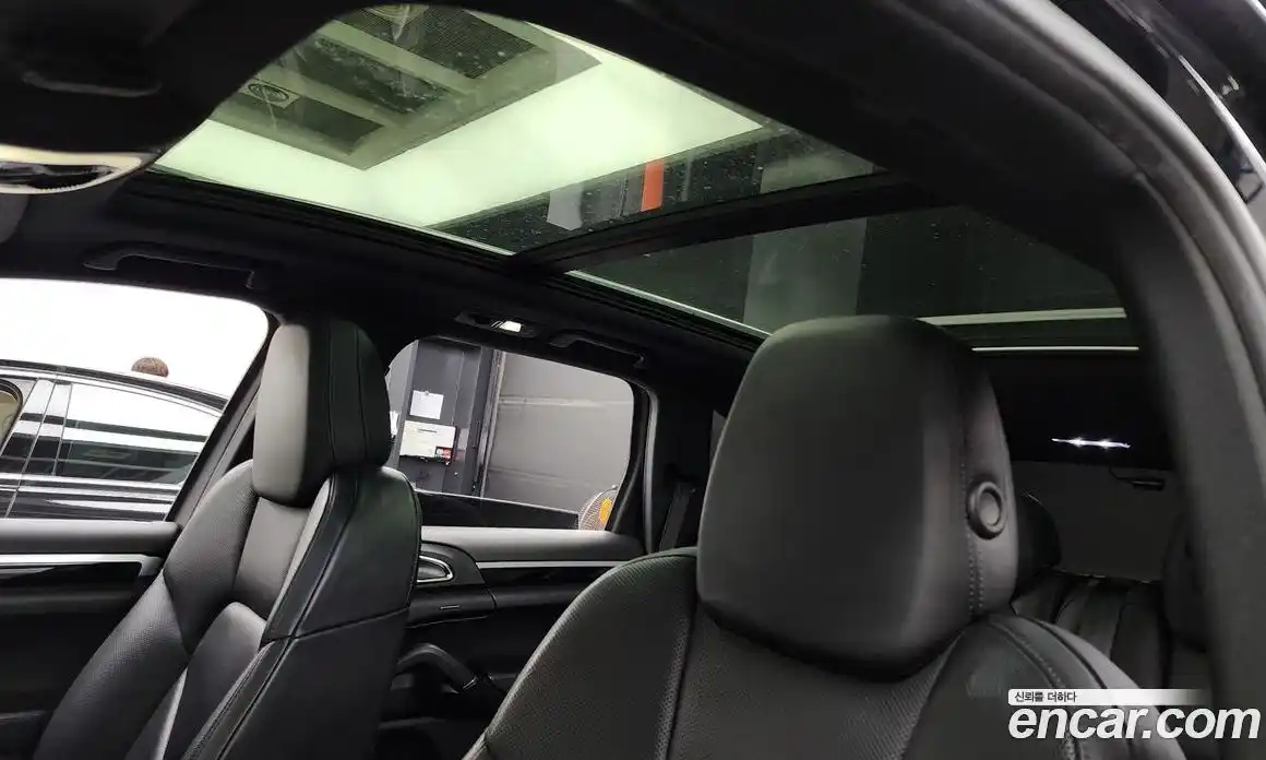 Porsche Cayenne 2016 3.0 Автомат в Москве № 165698, фото 12