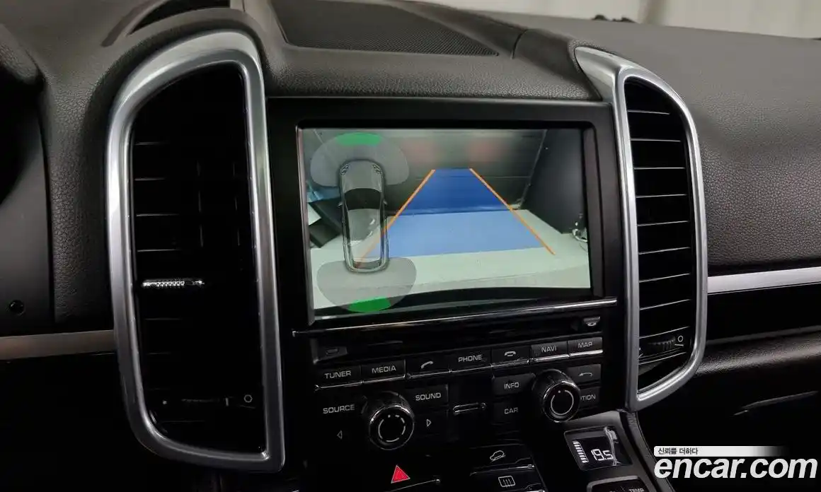 Porsche Cayenne 2016 3.0 Автомат в Москве № 165698, фото 15