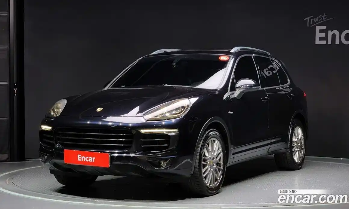 Porsche Cayenne 2016 3.0 Автомат в Москве № 165698, фото 5