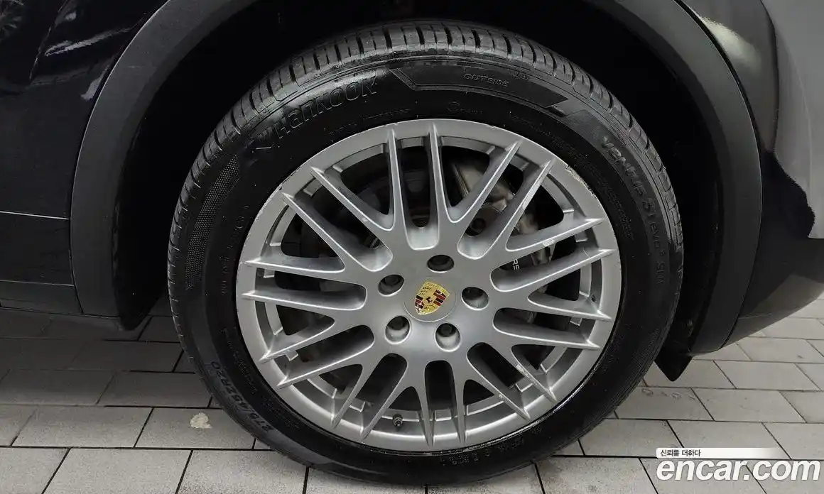 Porsche Cayenne 2016 3.0 Автомат в Москве № 165698, фото 9