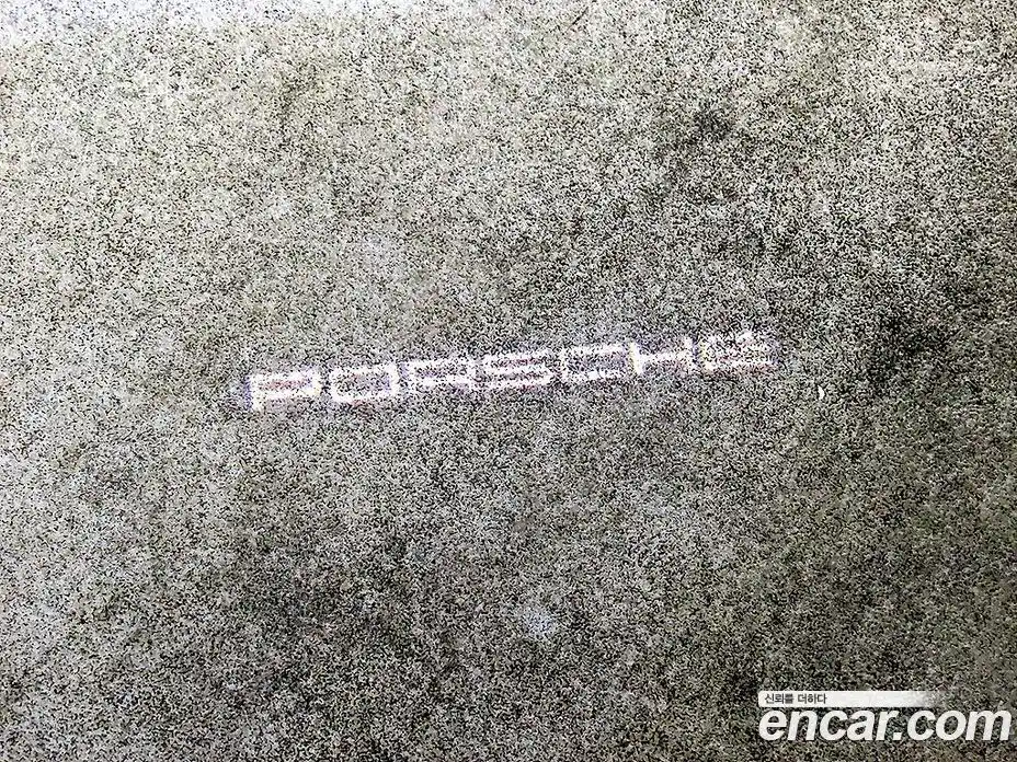 Porsche Taycan 2024 Автомат в Москве № 165751, фото 12