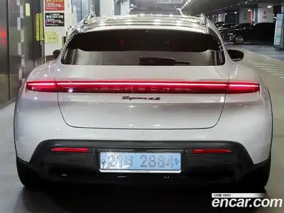 Porsche Taycan 2024 Автомат в Москве № 165751, миниатюра 5