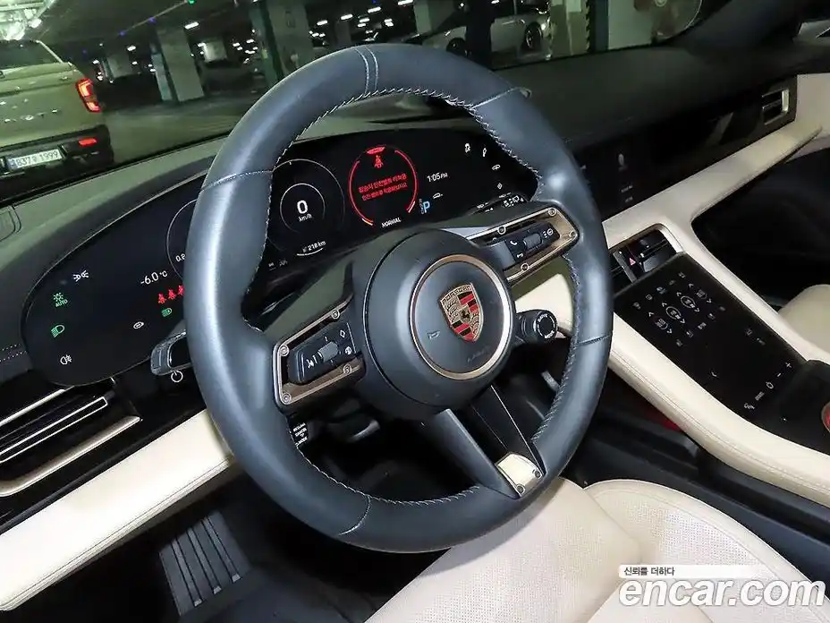 Porsche Taycan 2024 Автомат в Москве № 165751, фото 8