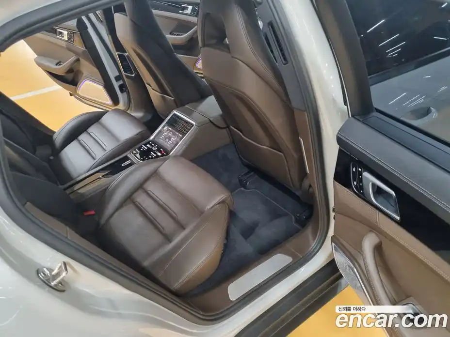 Porsche Panamera 2019 3.0 Автомат в Москве № 165914, фото 6