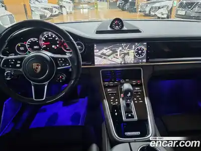 Porsche Panamera 2019 3.0 Автомат в Москве № 165914, миниатюра 10