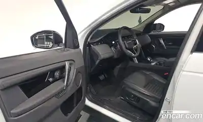 Land Rover Discovery Sport 2024 2.0 Автомат в Москве № 165935, миниатюра 3