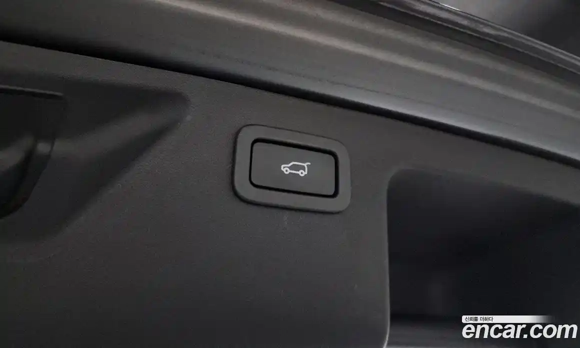 Land Rover Discovery Sport 2016 2.0 Автомат в Москве № 166619, фото 7