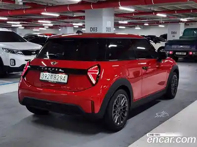 Mini Cooper 2025 2.0 Автомат в Москве № 167380, миниатюра 2