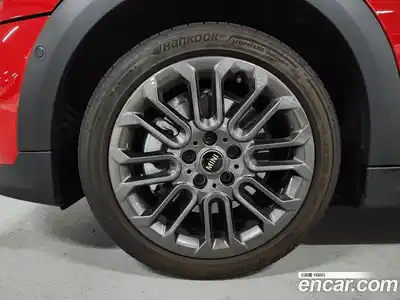 Mini Cooper 2025 2.0 Автомат в Москве № 167380, миниатюра 5