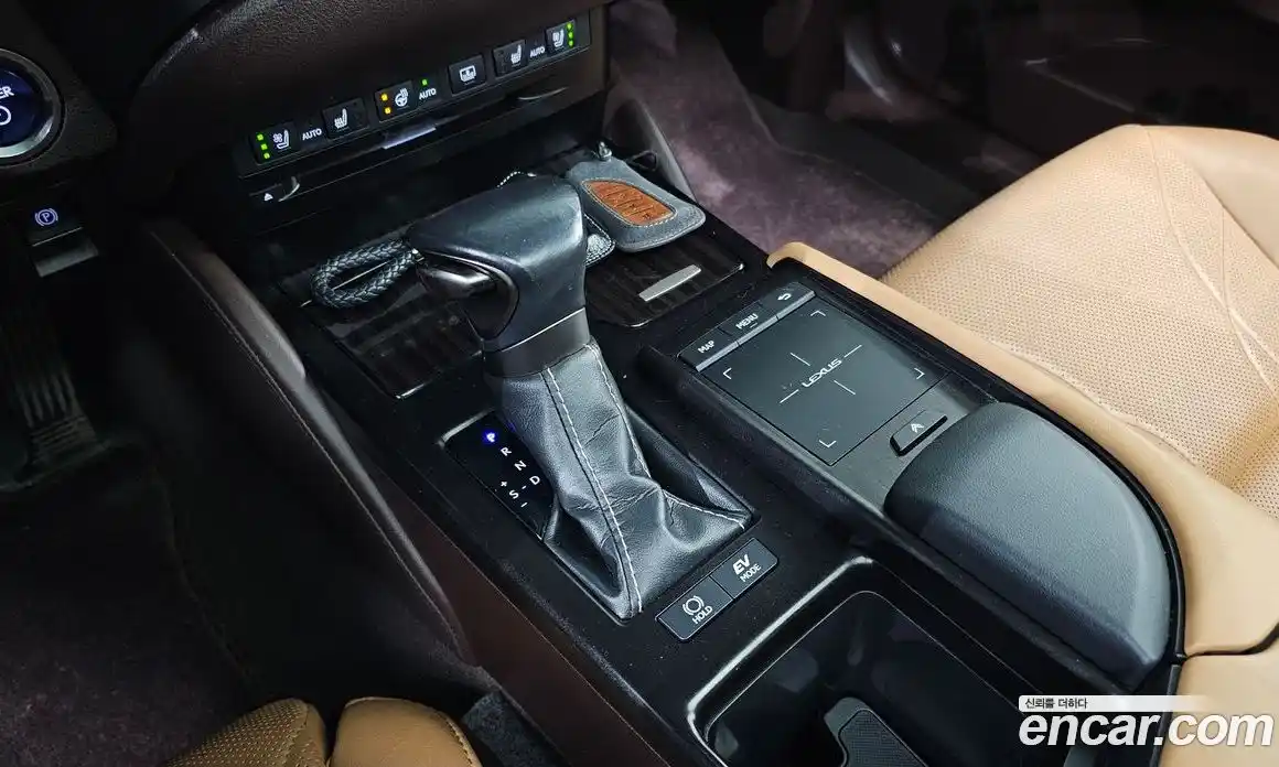 Lexus ES 2020 2.5 Автомат в Москве № 168256, фото 17