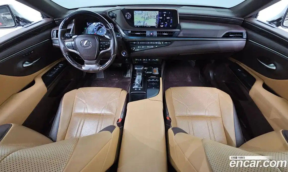 Lexus ES 2020 2.5 Автомат в Москве № 168256, фото 20