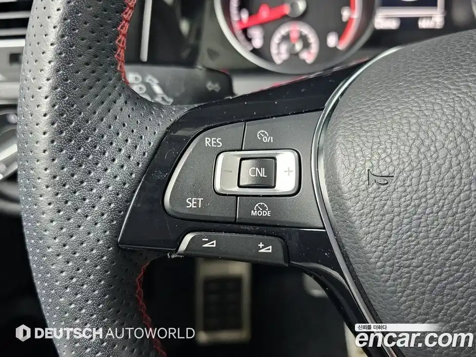 Volkswagen Golf 2014 1.4 Автомат в Москве № 169208, фото 17