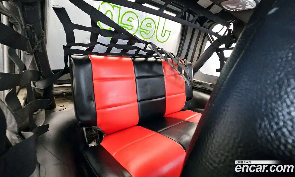 Jeep Wrangler 1998 4.0 Автомат в Москве № 169905, фото 12