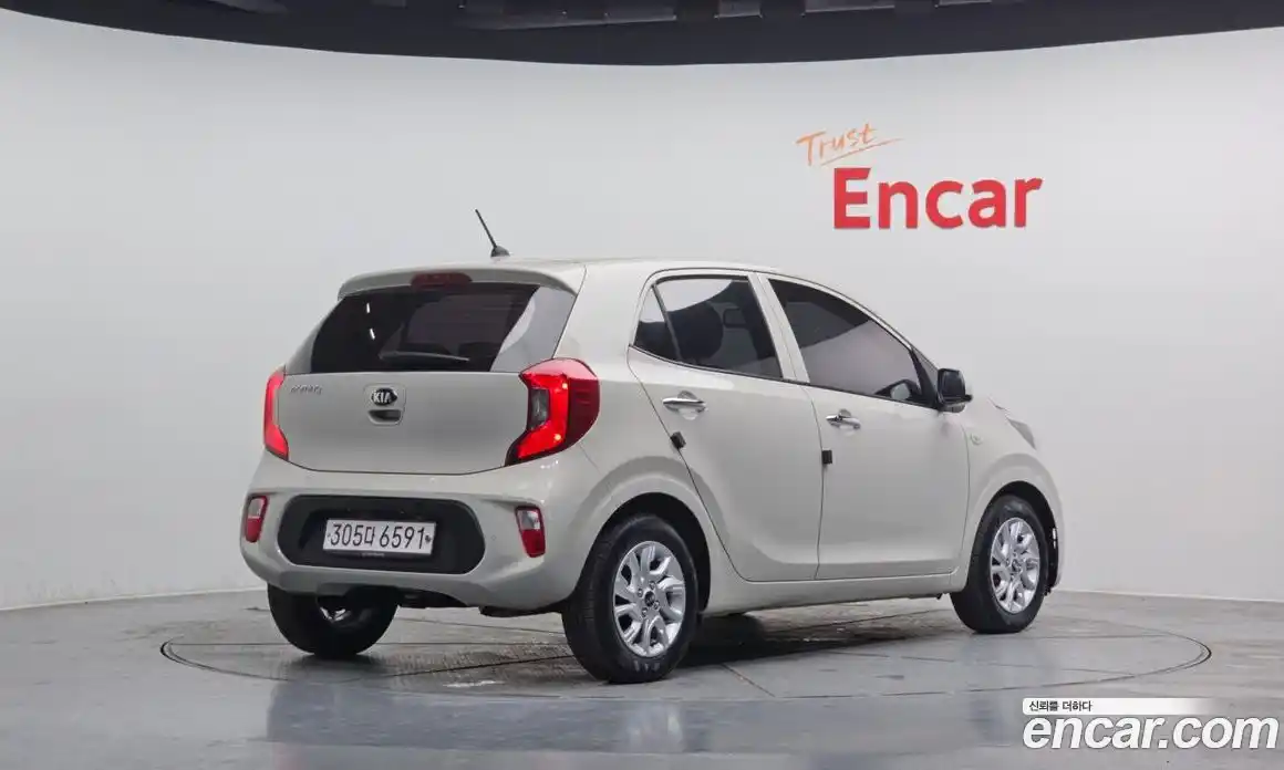 Kia Morning 2020 1.0 Автомат в Москве № 16997, фото 2