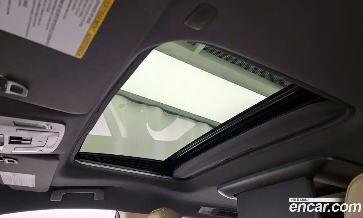 Toyota Sienna 2021 2.5 Автомат в Москве № 170315, фото 6