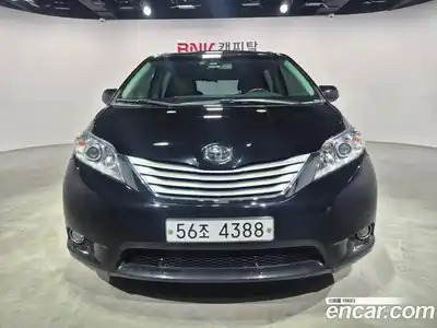 Toyota Sienna 2014 3.5 Автомат в Москве № 170338, миниатюра 2