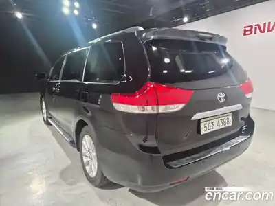 Toyota Sienna 2014 3.5 Автомат в Москве № 170338, миниатюра 7