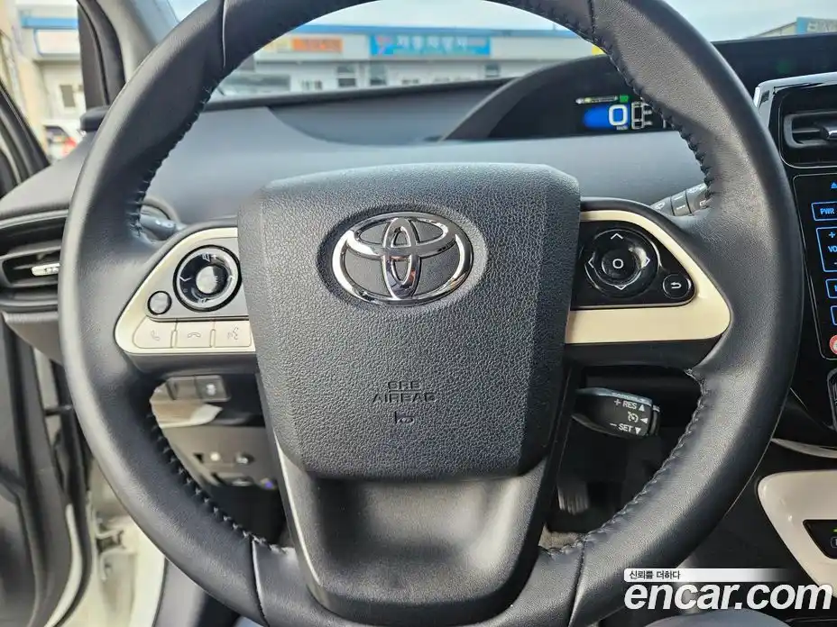 Toyota Prius 2018 1.8 Вариатор в Москве № 170351, фото 11
