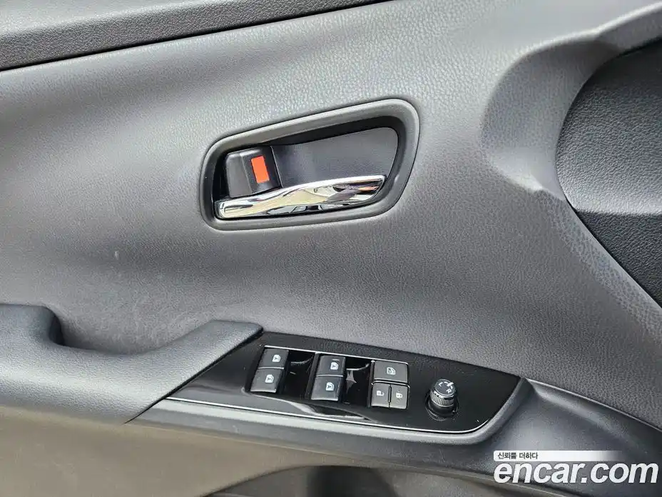 Toyota Prius 2018 1.8 Вариатор в Москве № 170351, фото 13