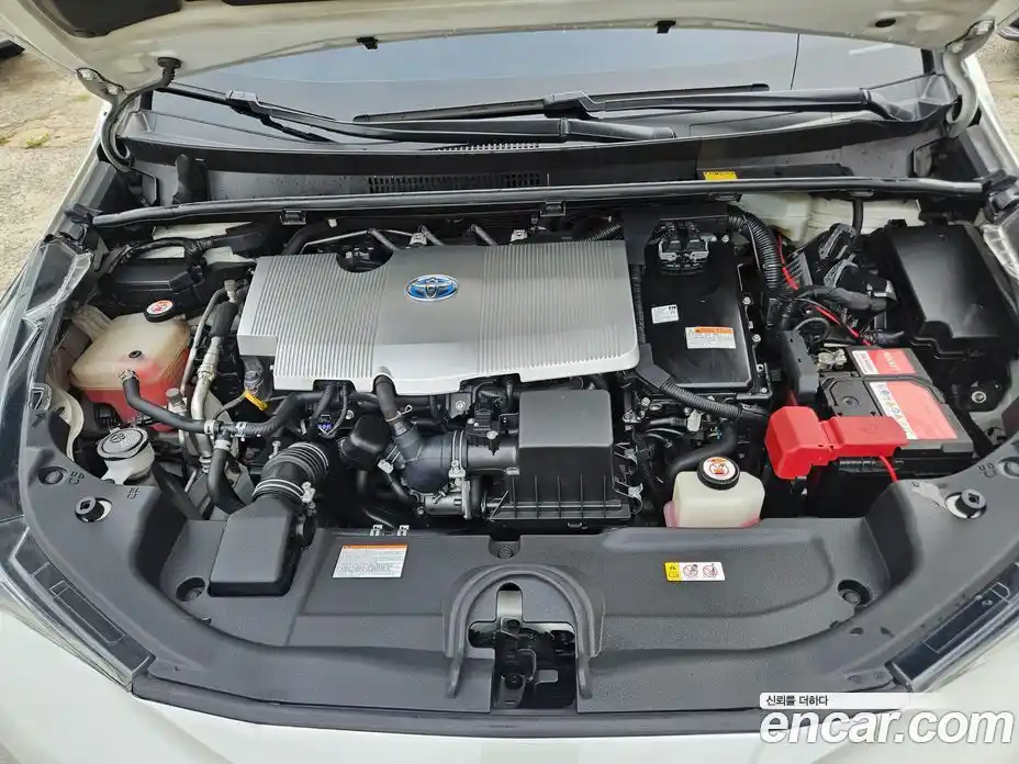 Toyota Prius 2018 1.8 Вариатор в Москве № 170351, фото 6