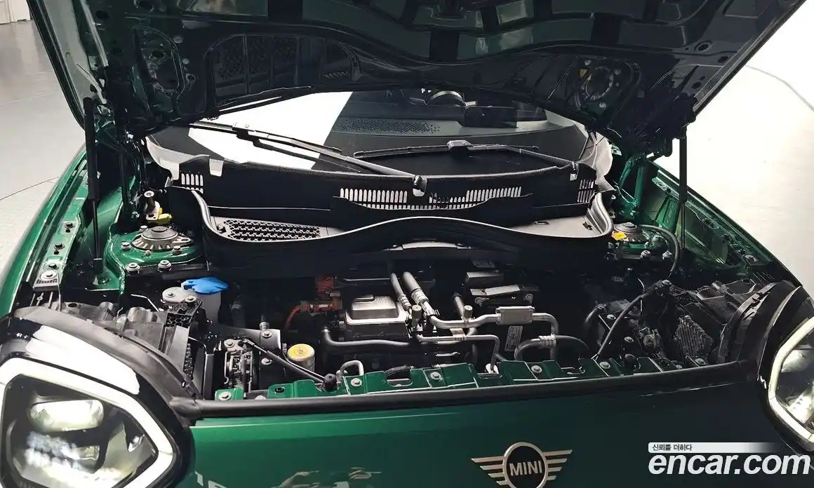 Mini Aceman 2025 0.1 Автомат в Москве № 171095, фото 6