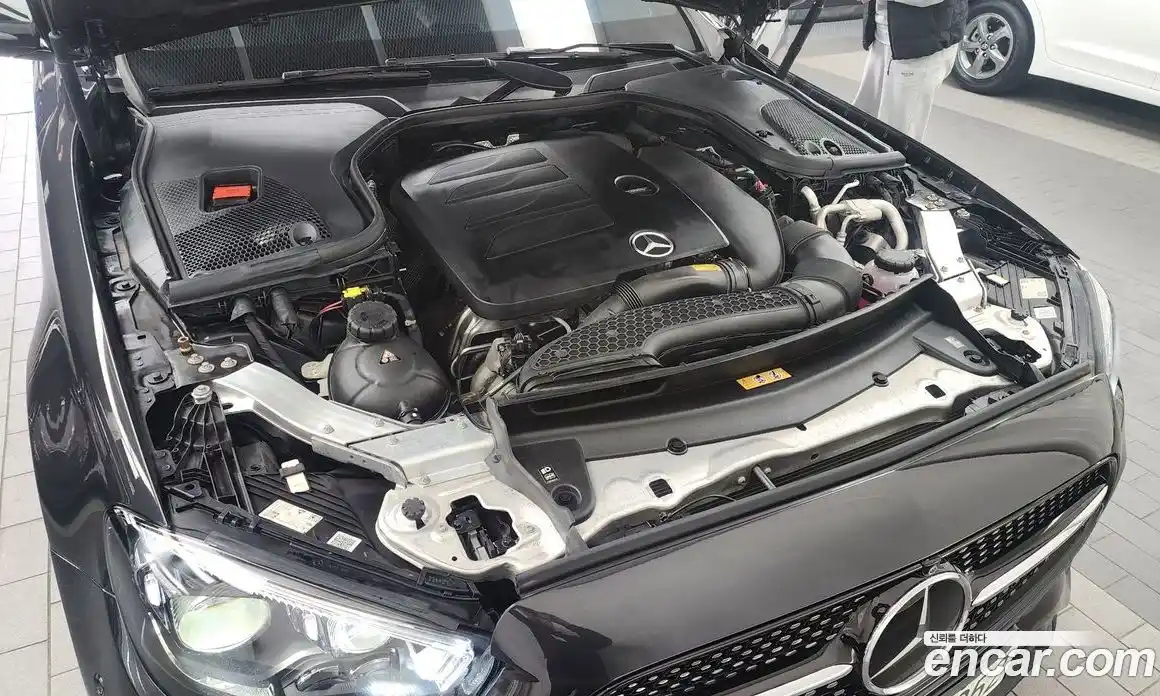 Mercedes-Benz E-Class 2023 2.0 Автомат в Москве № 176635, фото 14