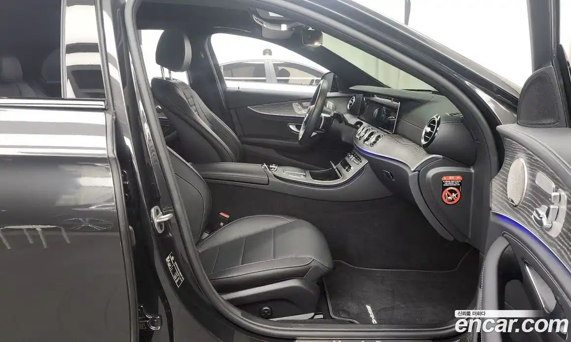 Mercedes-Benz E-Class 2023 2.0 Автомат в Москве № 176635, фото 17