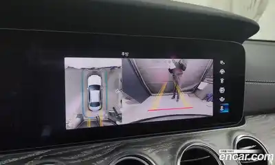 Mercedes-Benz E-Class 2023 2.0 Автомат в Москве № 176635, миниатюра 8