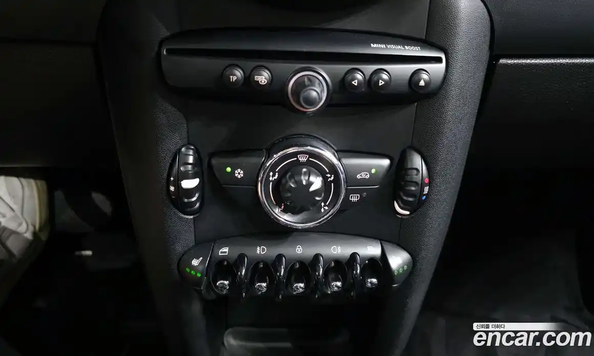 Mini Cooper 2012 2.0 Автомат в Москве № 179703, фото 9