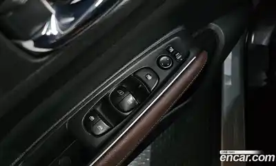 Renault QM6 2020 2.0 Автомат в Москве № 179917, миниатюра 4