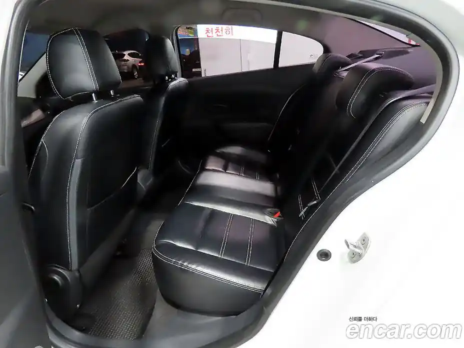 Renault SM3 2016 1.6 Автомат в Москве № 186190, фото 8