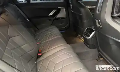 BMW 7-Series 2025 3.0 Автомат в Москве № 188086, миниатюра 3