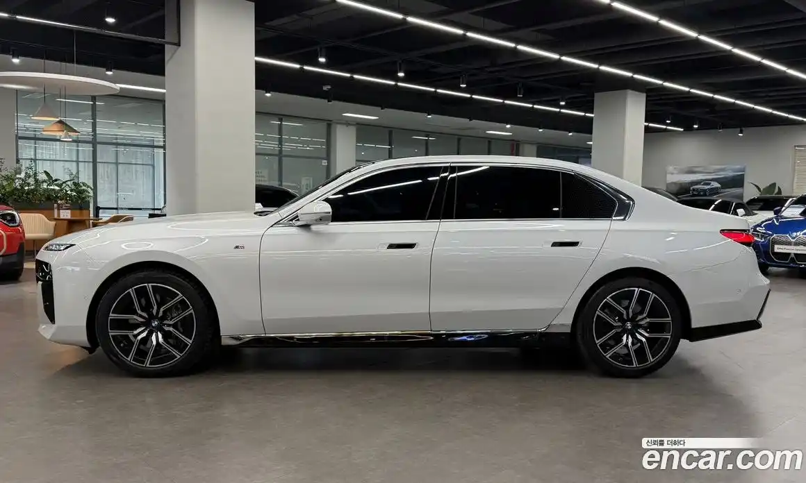 BMW 7-Series 2025 3.0 Автомат в Москве № 188086, фото 4