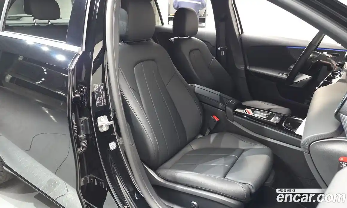 Mercedes-Benz A-Class 2025 2.0 Автомат в Москве № 193758, фото 12