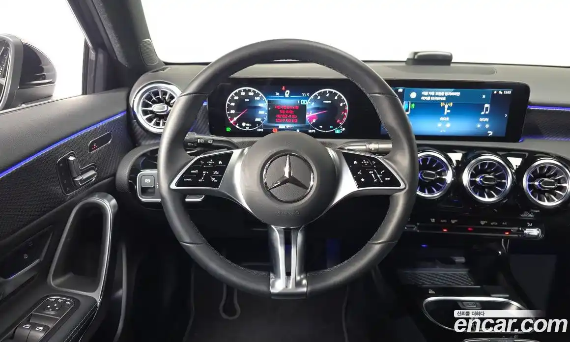 Mercedes-Benz A-Class 2025 2.0 Автомат в Москве № 193758, фото 14