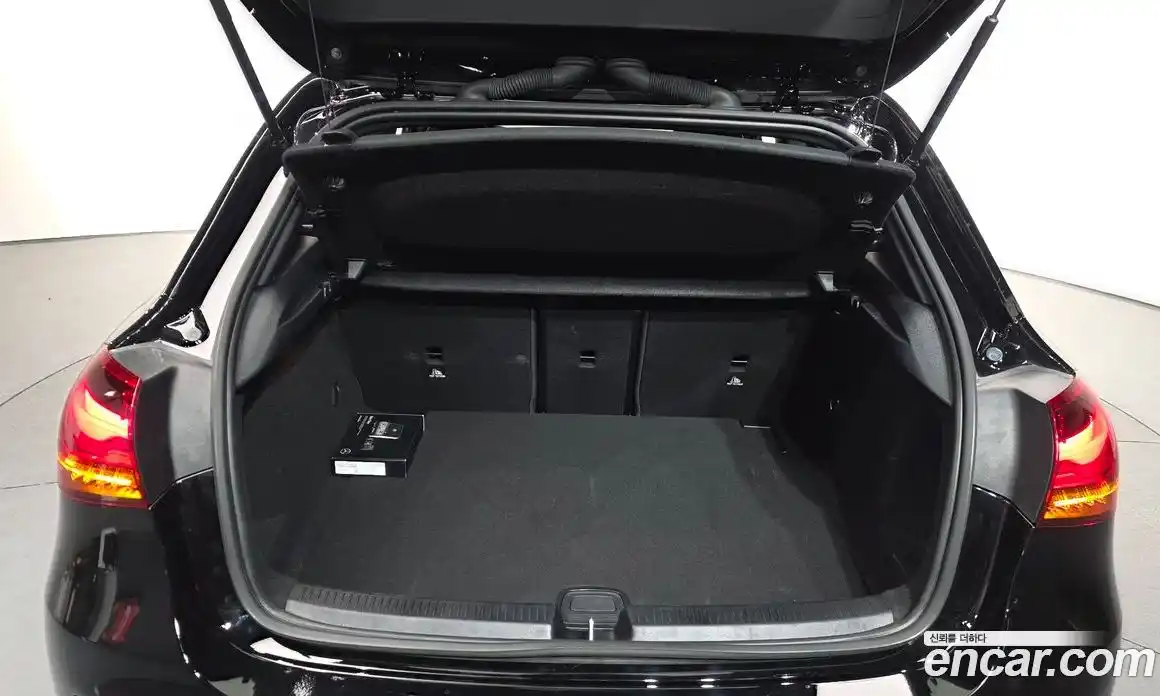 Mercedes-Benz A-Class 2025 2.0 Автомат в Москве № 193758, фото 15