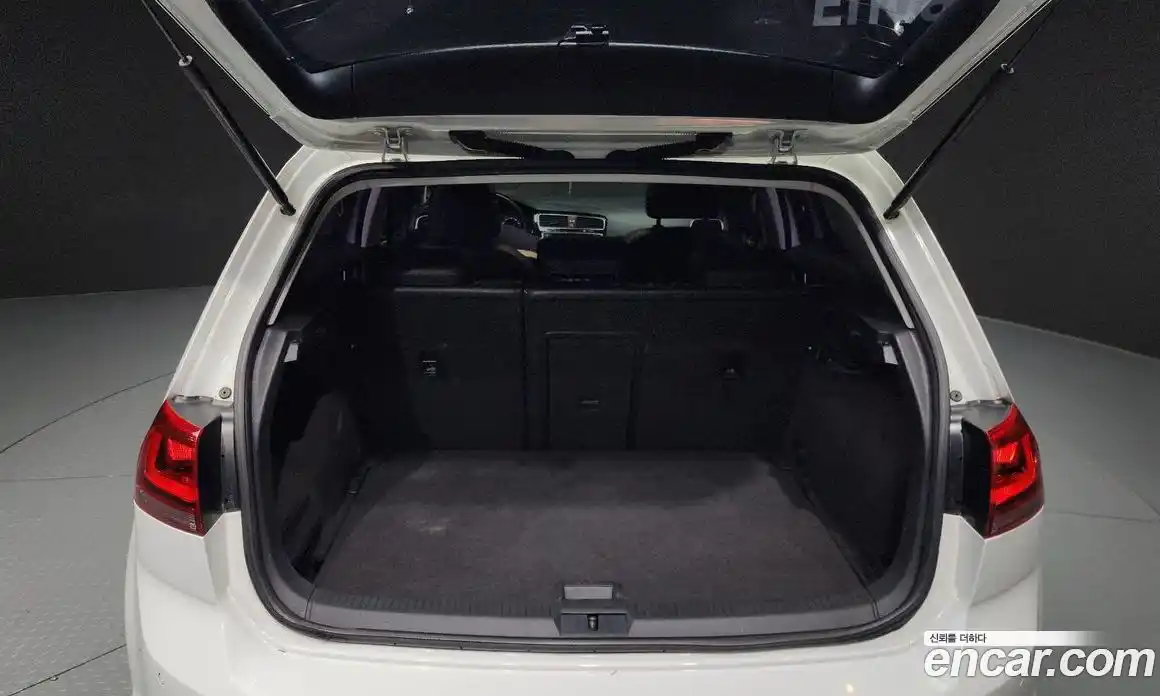 Volkswagen Golf 2015 2.0 Автомат в Москве № 193784, фото 14