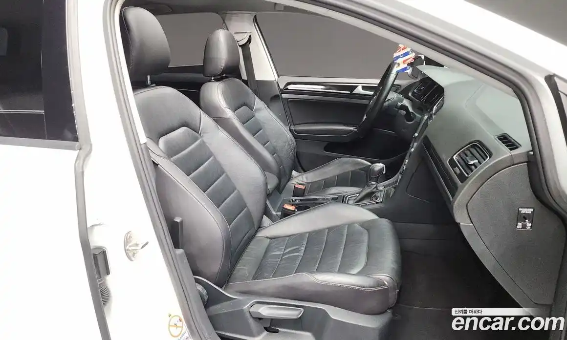 Volkswagen Golf 2015 2.0 Автомат в Москве № 193784, фото 4